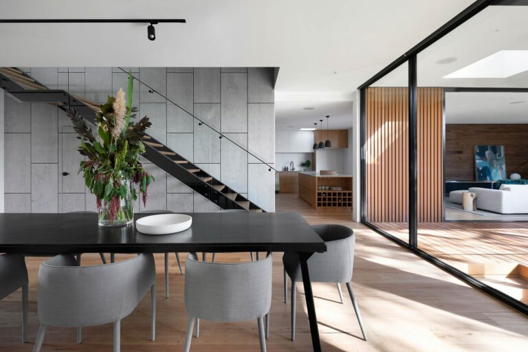 Melbourne Custom Pergola Builders